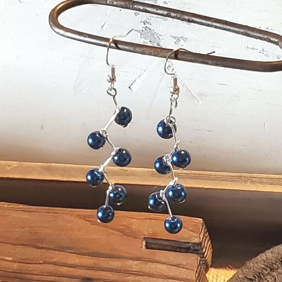 Handcrafted Blue Glass Pearl Zig Zag Geometric Dangle Earrings - Picture 5 of 8